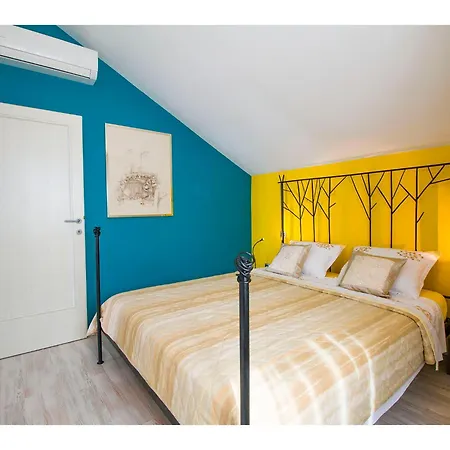 Arte Apartment *
