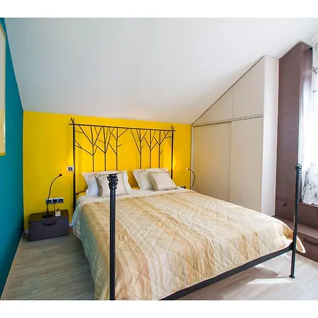 Arte Apartment