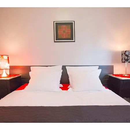 Apartment Arte