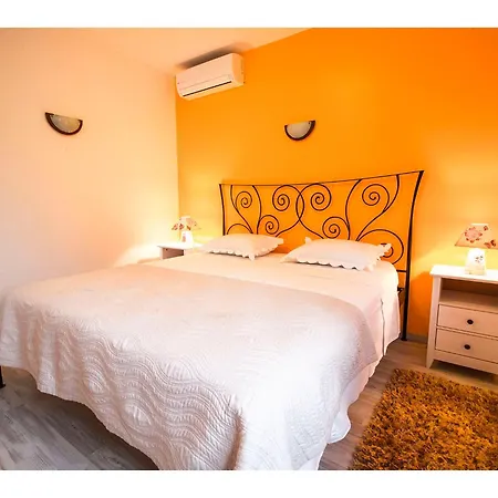 Apartment Arte