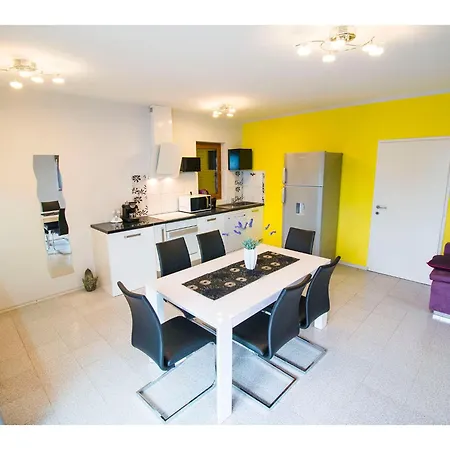 Apartment Arte